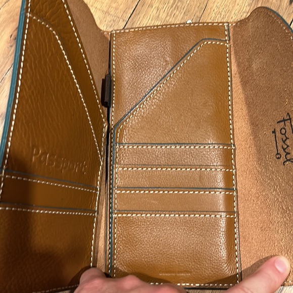 Fossil TriFold Travel Wallet Clutch Document Passport Holder Printed Leather - Picture 10 of 12